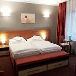 Katerain Hotel, Restaurace, Wellness 3*