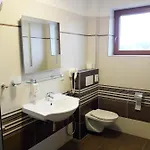 Katerain Hotel, Restaurace, Wellness