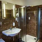 Katerain Hotel, Restaurace, Wellness 3*