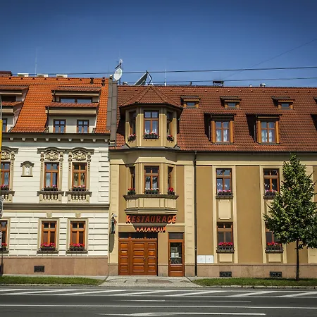 فندق Katerain Hotel, Restaurace, Wellness