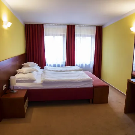 Katerain Hotel, Restaurace, Wellness 3* Opava