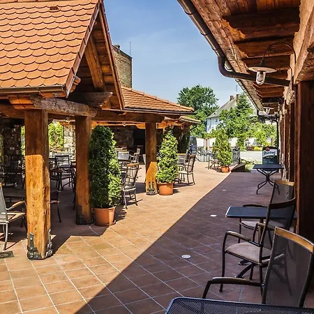 Katerain Hotel, Restaurace, Wellness 호텔