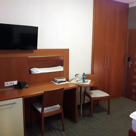 فندق Katerain Hotel, Restaurace, Wellness