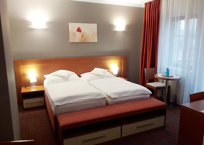 Katerain Hotel, Restaurace, Wellness 3*