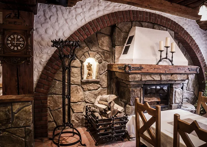 Katerain Hotel, Restaurace, Wellness Ξενοδοχείο Όπαβα