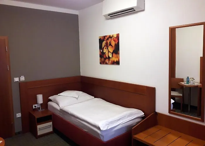 Ξενοδοχείο Katerain Hotel, Restaurace, Wellness 3*